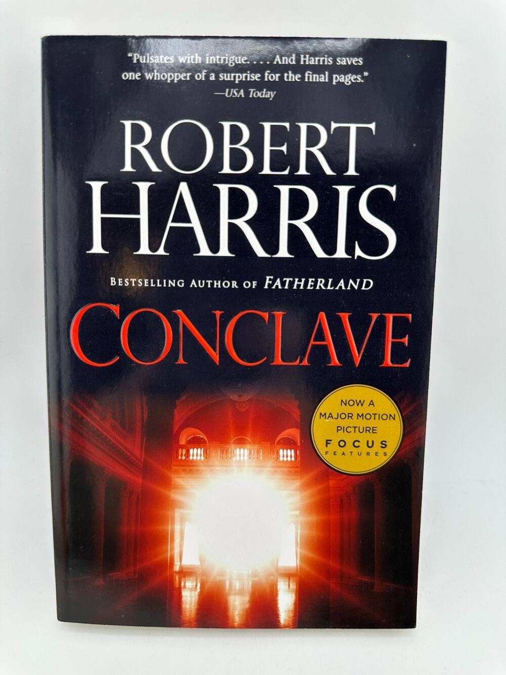 Conclave: A Novel by Robert Harris Paperback Thriller Movie Tie-In